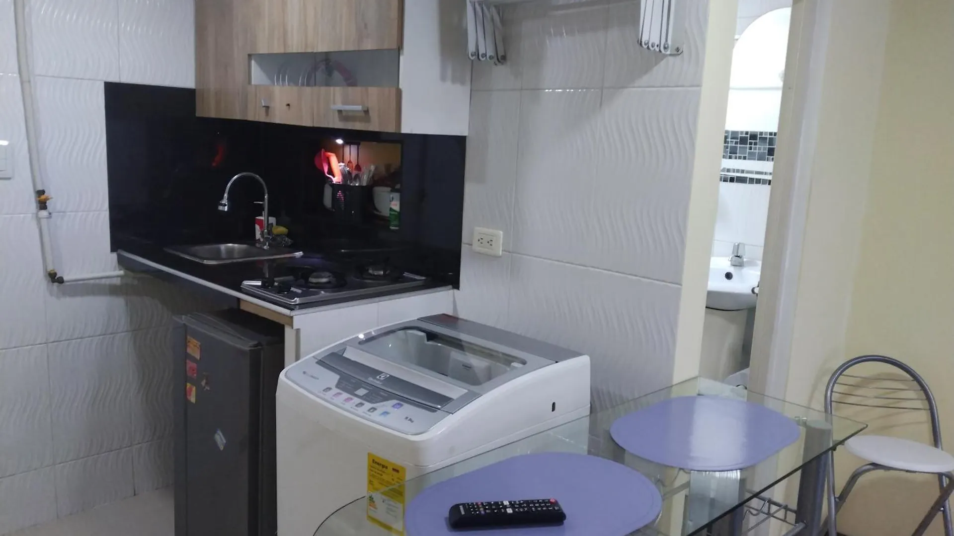 בוגוטה Apartaestudios Y Apartamentos Muy Cerca Del Aeropuerto קולומביה